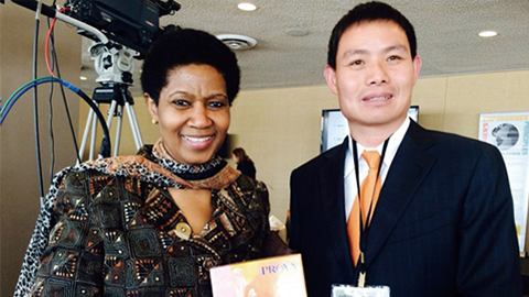 PG国际尊贵定制礼 敬赠南非首位女性副总统